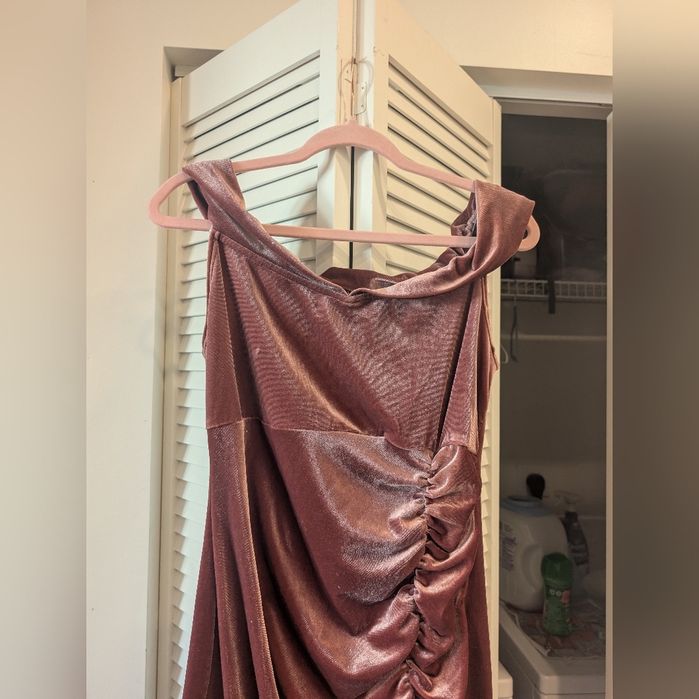Shein‎ Elegant Pink Ruched Velvet Dress Size XL - Picture 7 of 11